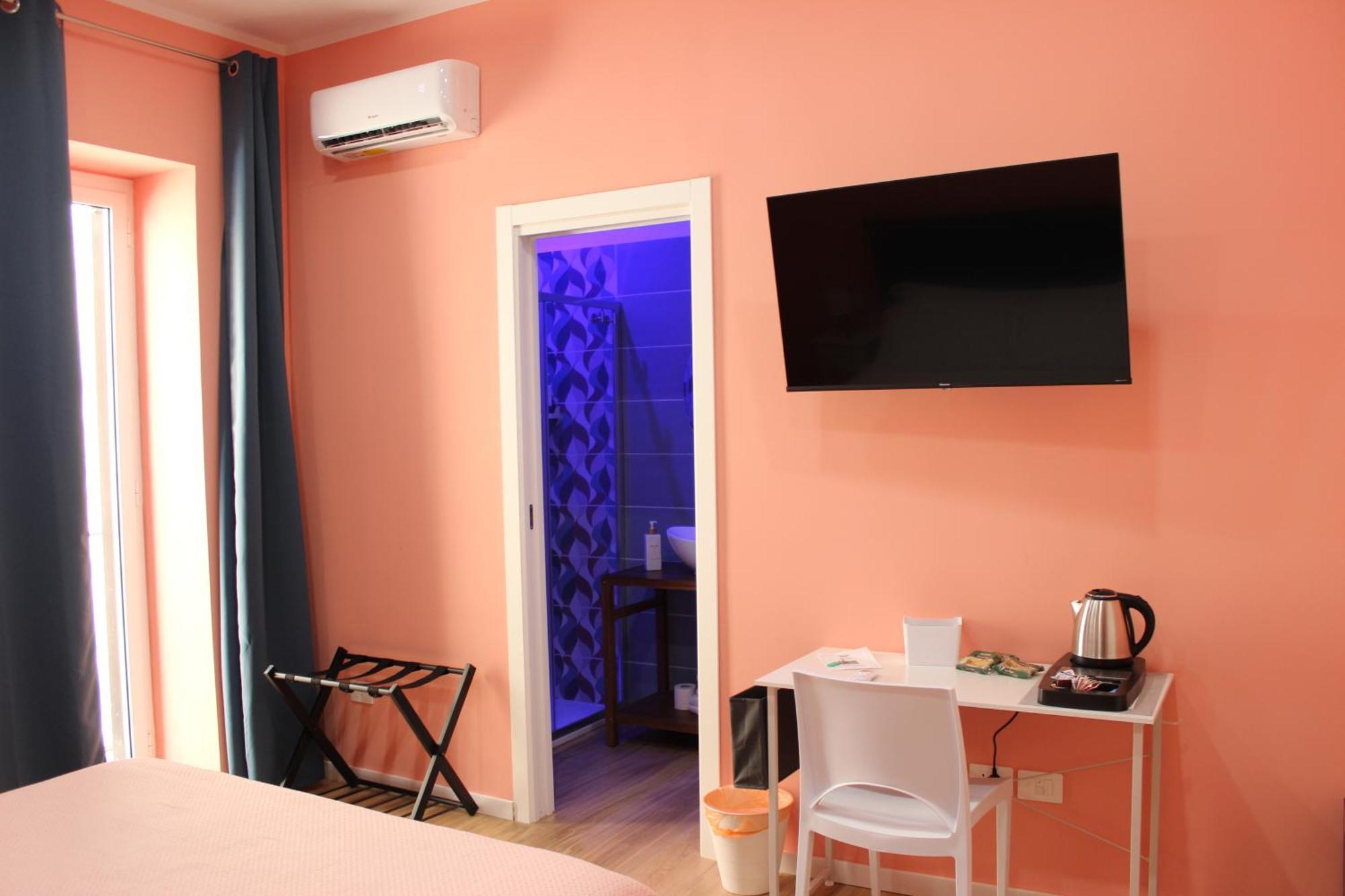 Mastersa' Guest House Наполи Екстериор снимка