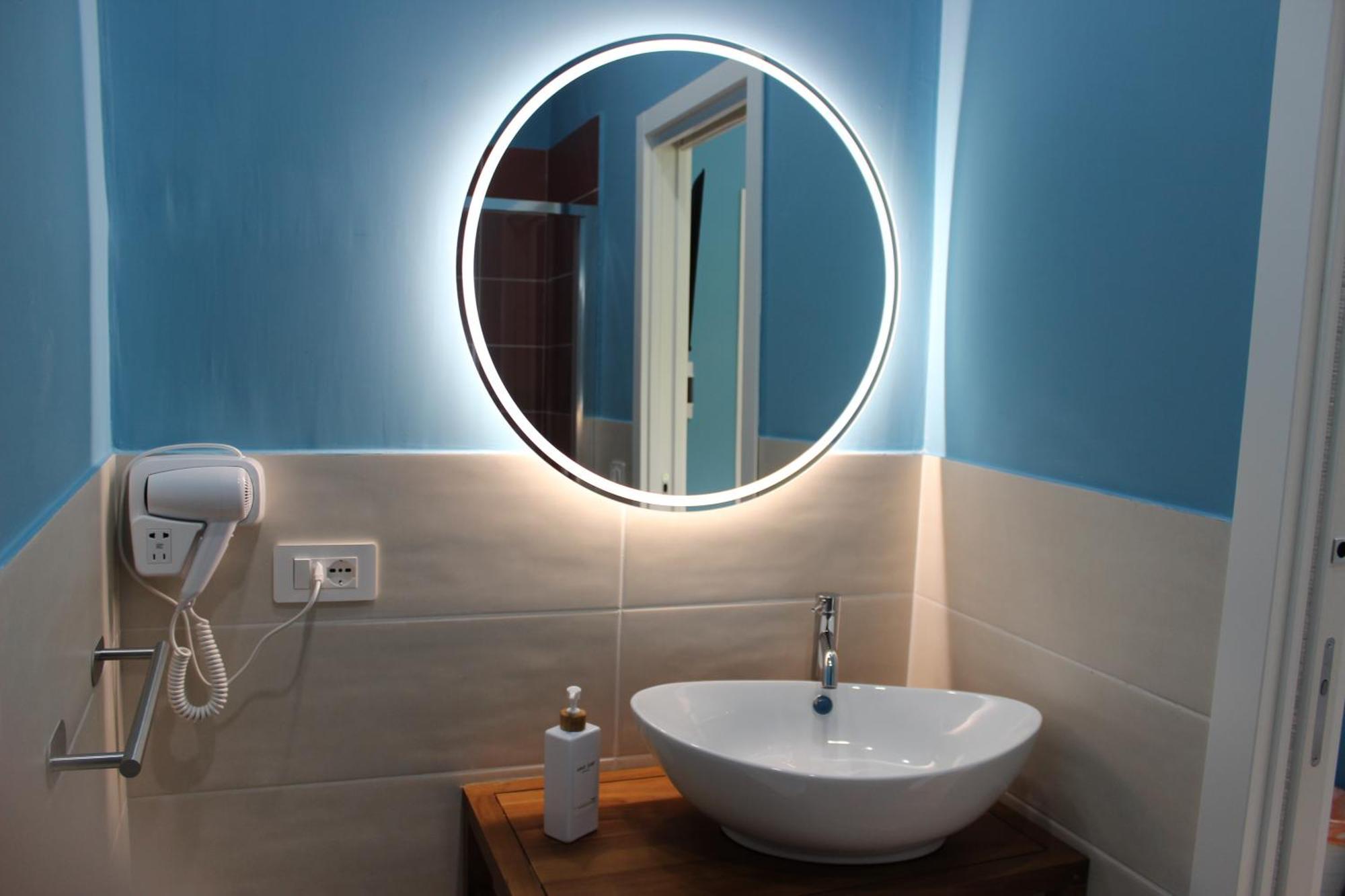 Mastersa' Guest House Наполи Екстериор снимка